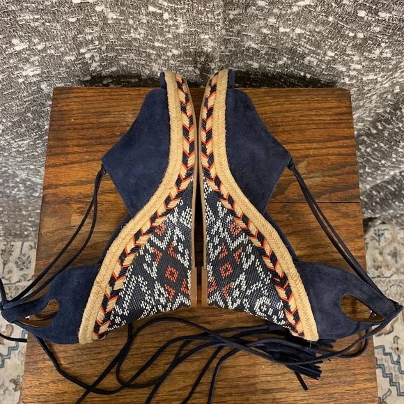 Cabi 6001 Isla Tassel Ankle Tie Espadrille Wedges Navy Blue Women's 8.5M - Picture 7 of 12